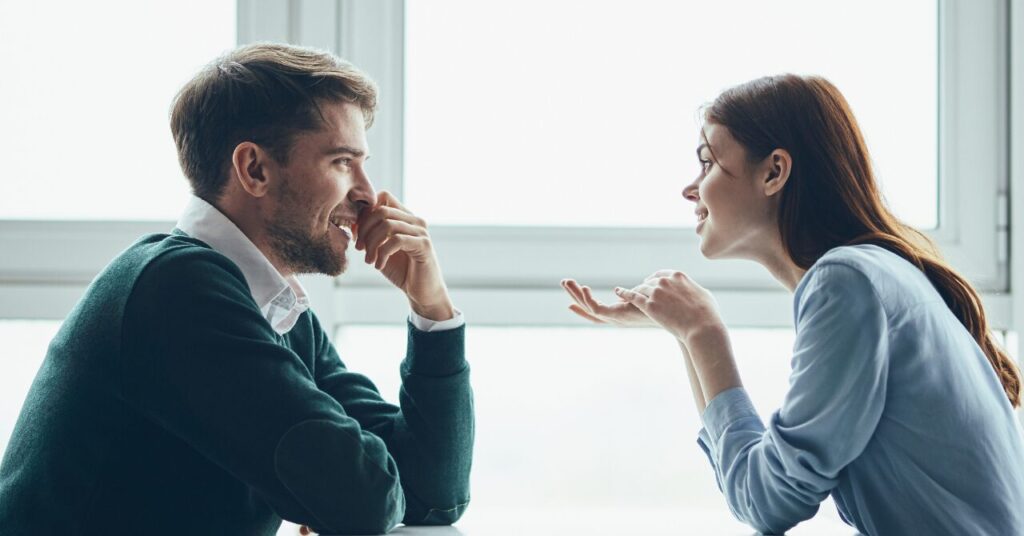 名前を呼ぶと印象は変わる？恋愛で自然に距離を縮める使い方