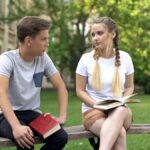 自分を下げる会話がモテない理由｜自虐と謙虚は違う